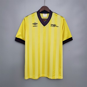 83/86 Away